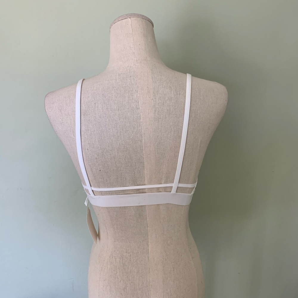 Lace Brallette - Picture 3 of 5